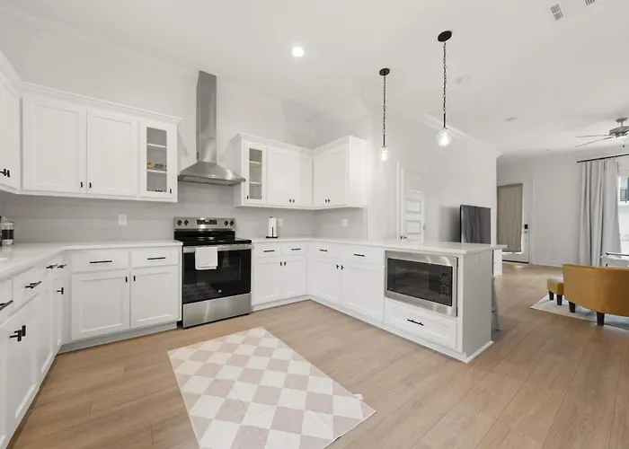 Brand New Kali House - River Ranch - Premier Host *