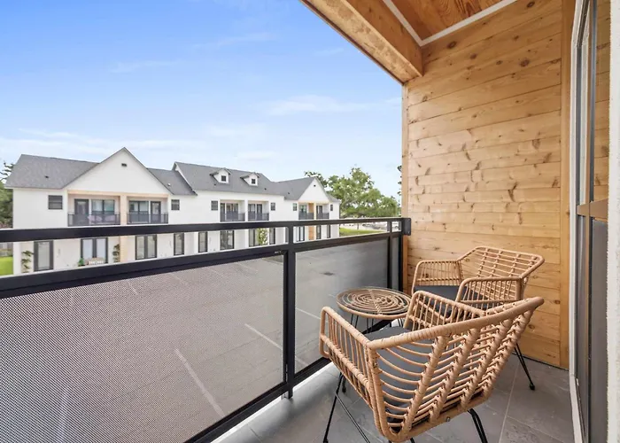 Brand New Kali House - River Ranch - Premier Host
