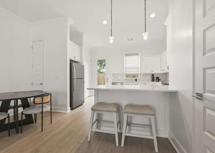 Brand New Kali House - River Ranch - Premier Host * Lafayette